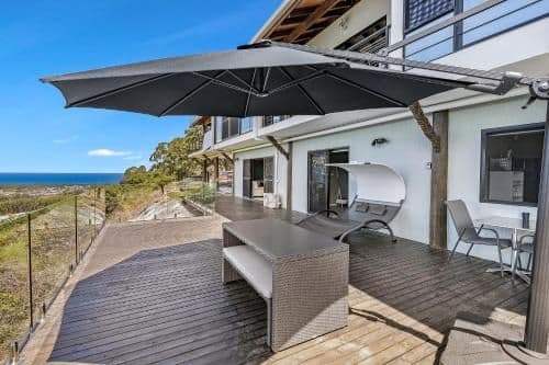 Deluxe Suite with Sea View
