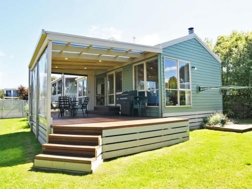 Archies Beachside Abode - Pet Friendly (Outside Only)2