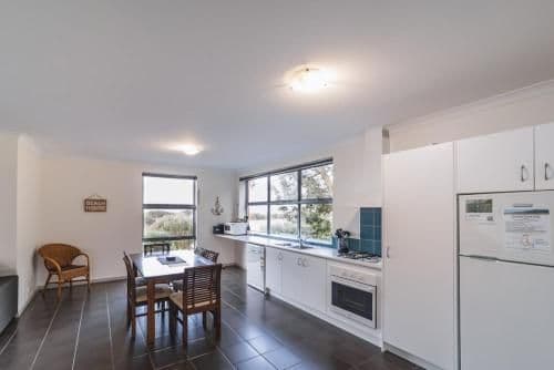 Deluxe Three-Bedroom Apartment with Spa Bath