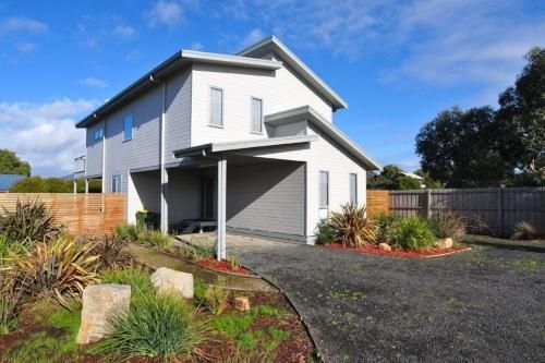 Chiaro Villa - Surf Side0