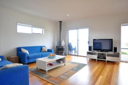 Chiaro Villa - Surf Side2