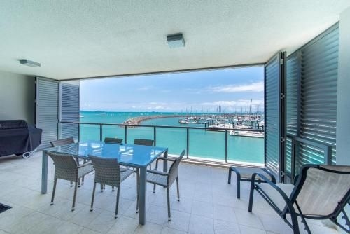 Private Seaview Apartment at Peninsula - Airlie Beach0