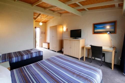 Torquay Hotel/Motel0
