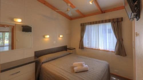 Riverfront Executive Cabin