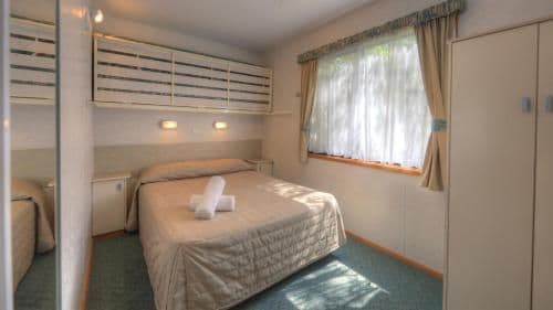 Riverfront Executive Cabin
