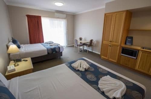 Superior Queen Room with Two Queen Beds