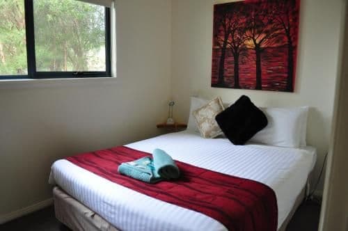 Retreat Double Cabin