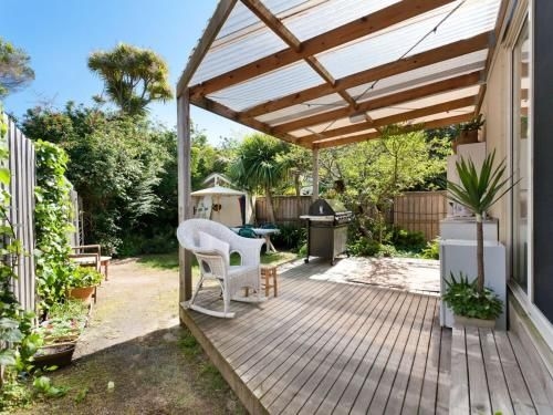 METRES TO THE BEACH - MORNINGTON1