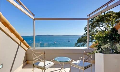 Luxury Three-Bedroom Penthouse Apartment 302