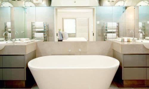 Luxury Three-Bedroom Penthouse Apartment 302