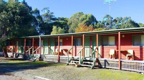 One-Bedroom Cottage - Motel Style