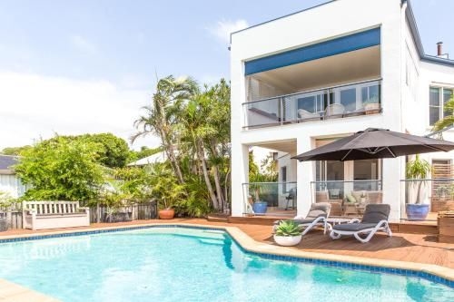 Moreton Bay Beach Lodge2