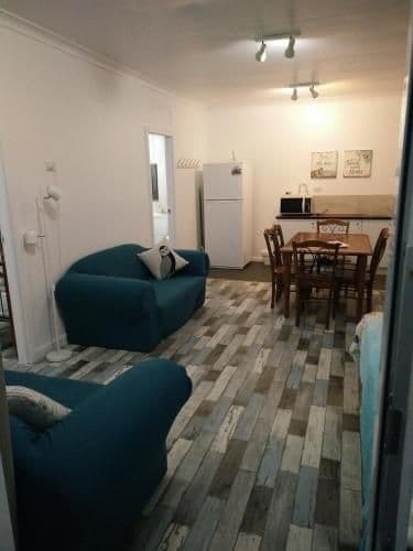Apartment - 6 Beds
