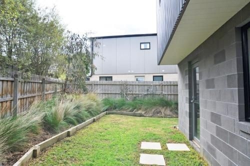 Luxe Townhouse 2 - Inlet Side3