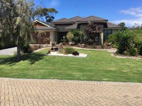 Oceans 11 - Surfside - Wifi & Foxtel - Pet Friendly (Outside Only) Oceans 11 - Surfside - Wifi & Foxtel - Pet Friendly (Outside Only)