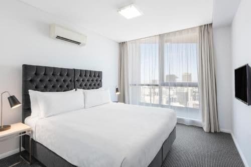 One-Bedroom Luxury Suite