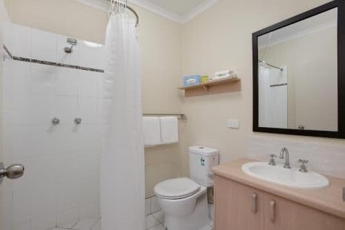Suite with Spa Bath