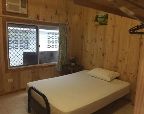 Single Room with Shared Toilet