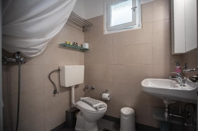 SINGLE STANDARD
