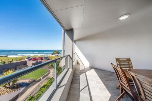 One-Bedroom Apartment with Balcony