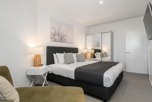 One-Bedroom Apartment with Patio