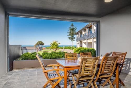 One-Bedroom Apartment with Patio