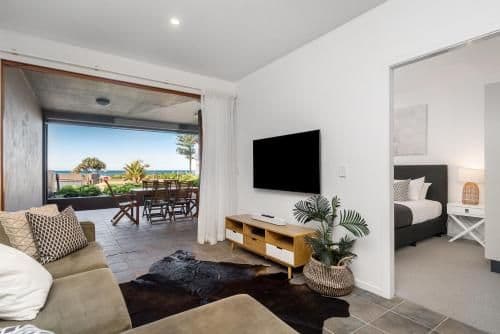 One-Bedroom Apartment with Patio