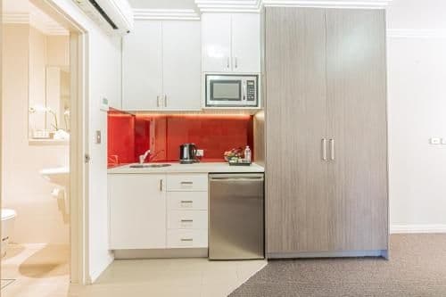 Apartment with Kitchenette