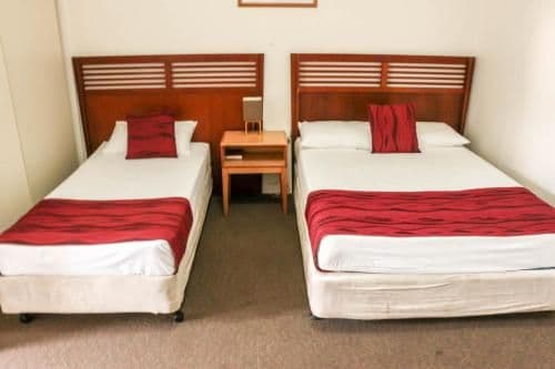 Family Queen Double Twin Room