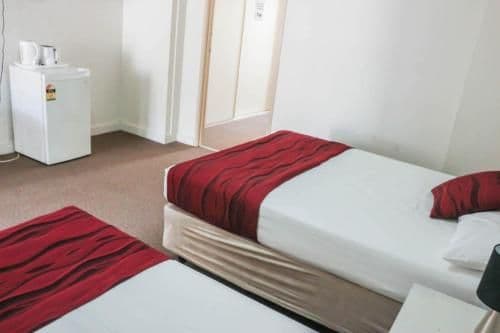 Family Queen Double Twin Room