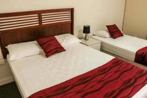 Queen Single Room