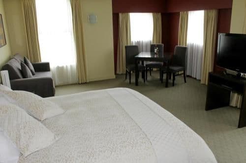 Executive King Room with Spa Bath