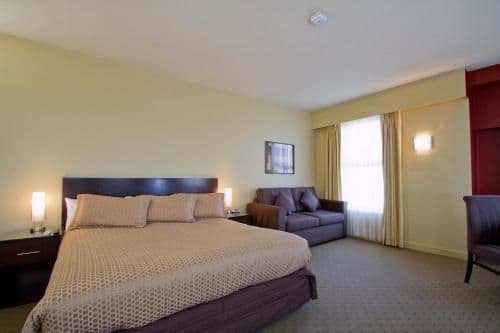 Executive King Room with Spa Bath