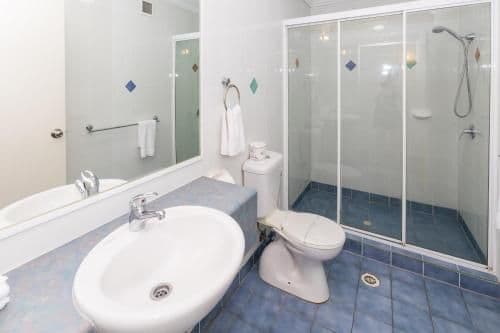 Double Room with Two Double Beds - Non-Smoking