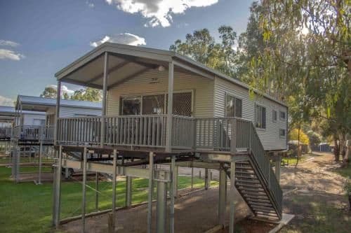 Three-Bedroom Villa with Murray River View