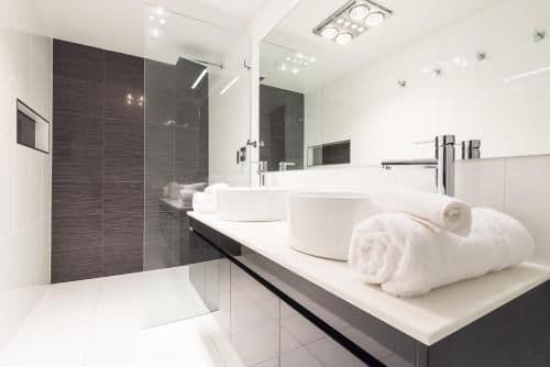 Superior King Suite with Bath