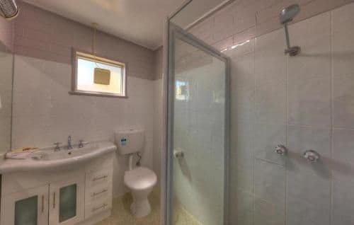 Family Room - Economy Interconnecting