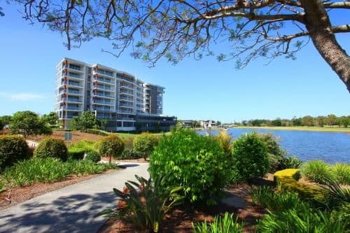 Two-Bedroom Apartment with Lake View