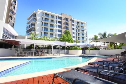 Signature Waterfront Apartments0