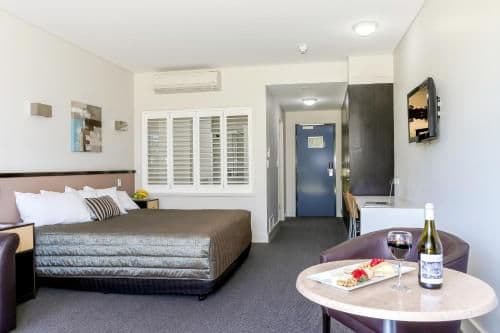 Gold Spa Suite