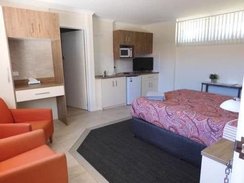 Queen Suite