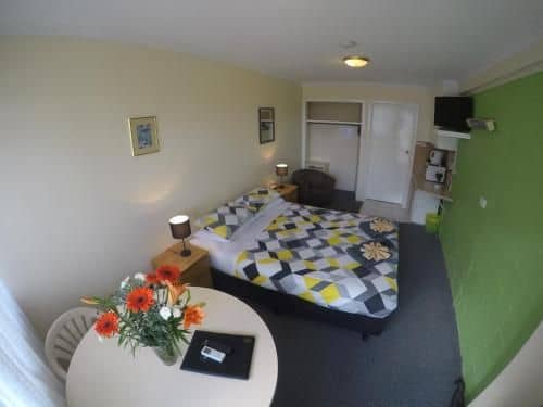 Turn-In Motel Turn-In Motel