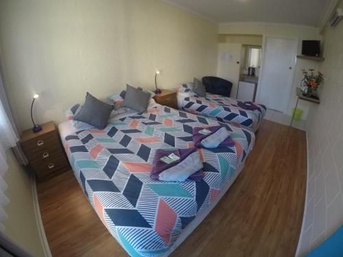 Turn-In Motel3