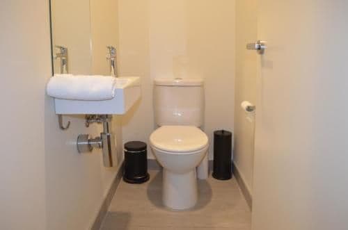 Two-Bedroom Deluxe - Apartment 3