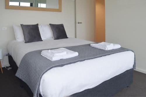 Two-Bedroom Deluxe - Apartment 3