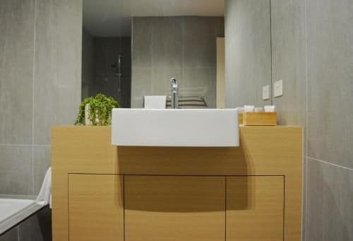 Two-Bedroom Deluxe - Apartment 3