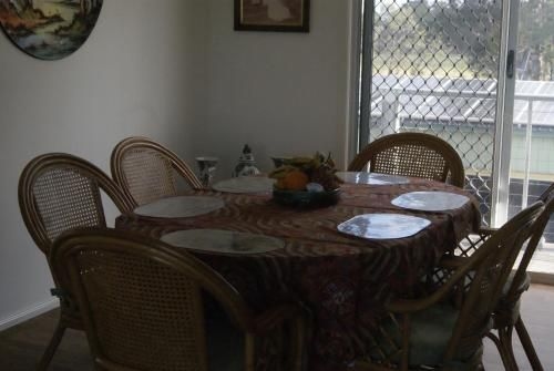 Taits Place Vineyard B & B3