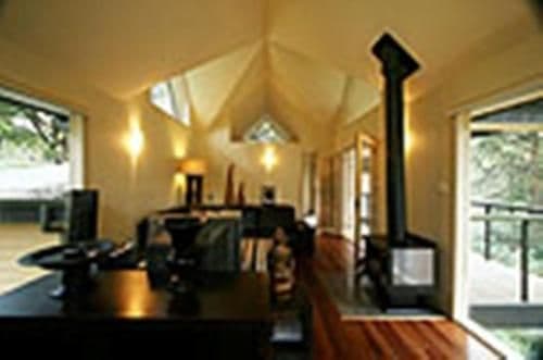 Treetops Guesthouse
