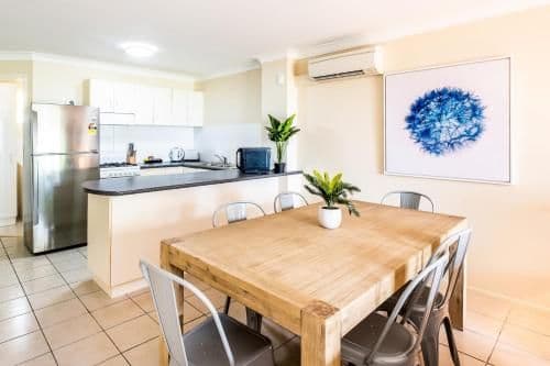 Two-Bedroom Apartment - Sunset Waters 05