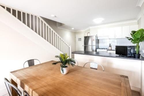 Two-Bedroom Apartment - Sunset Waters 05